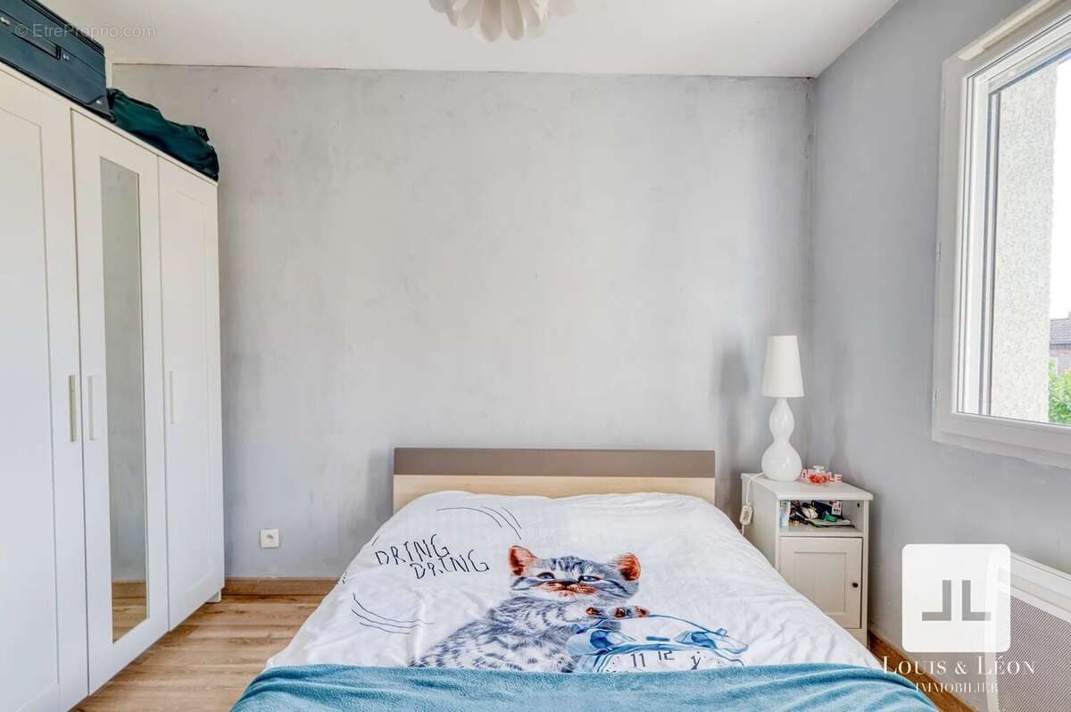 Maison à LACHASSAGNE