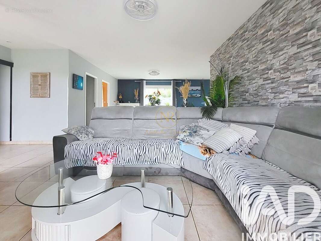 Maison 117 m² à Baigneaux  - photo 4