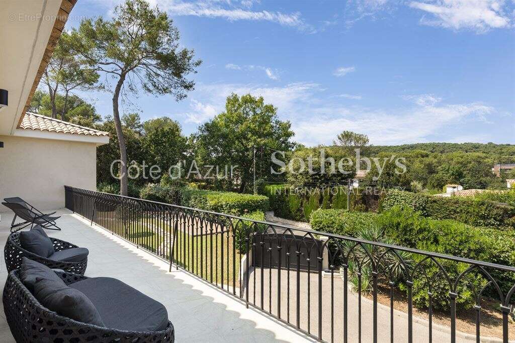 Maison à MOUGINS