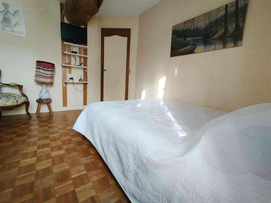 Maison à SERENT