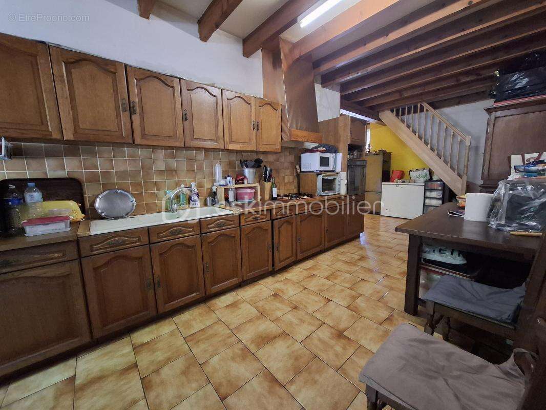 Maison à PUJOLS