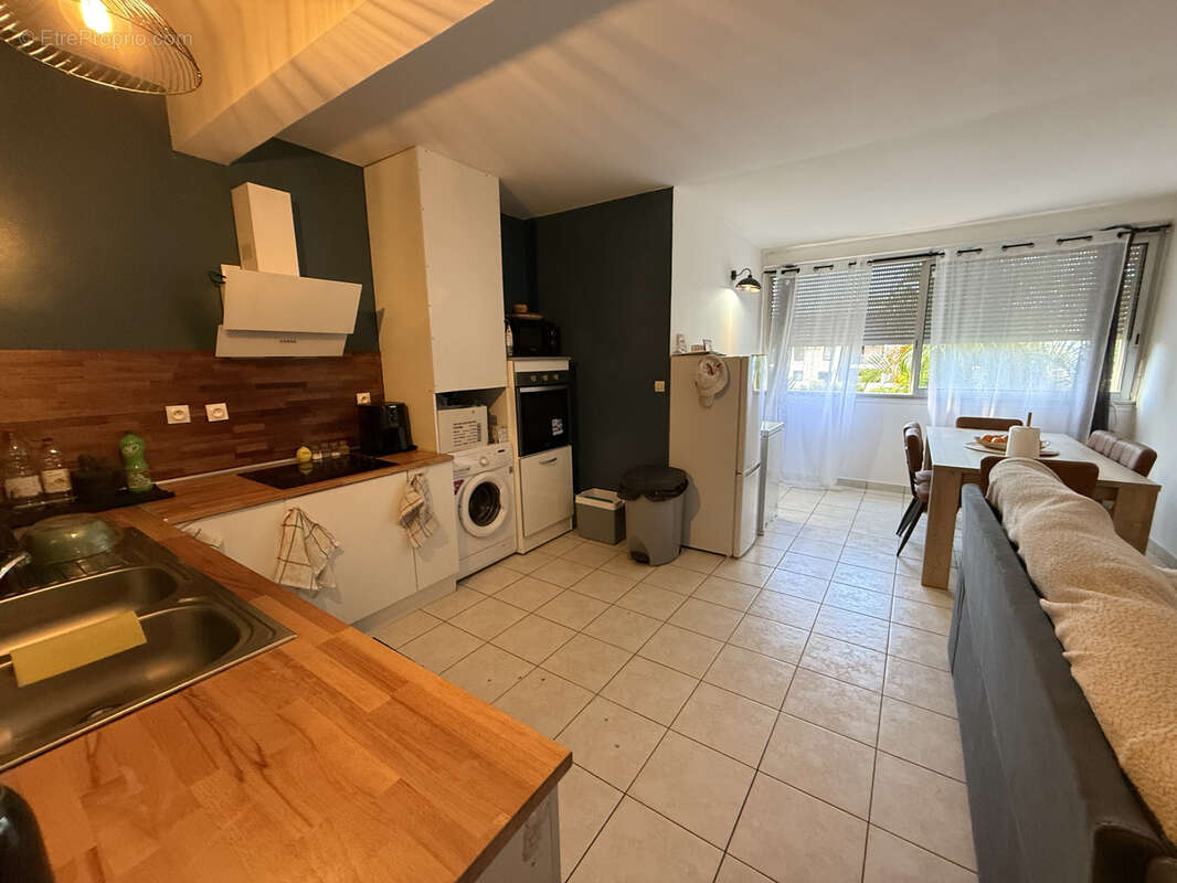 Appartement à SAINT-DENIS