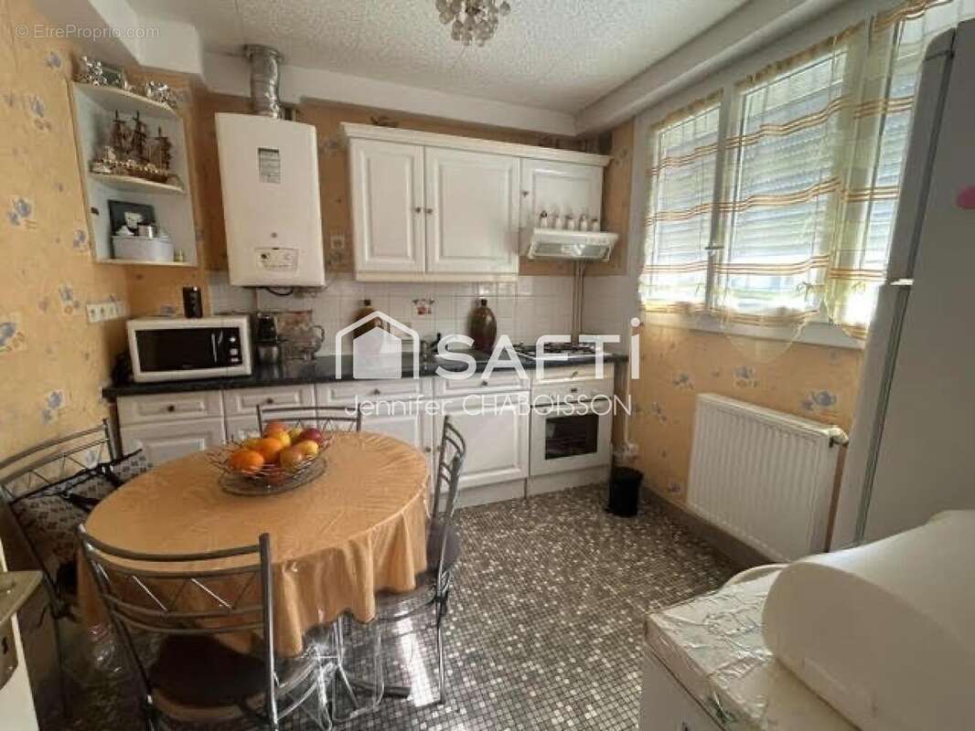 Photo 3 - Maison à CHATELLERAULT