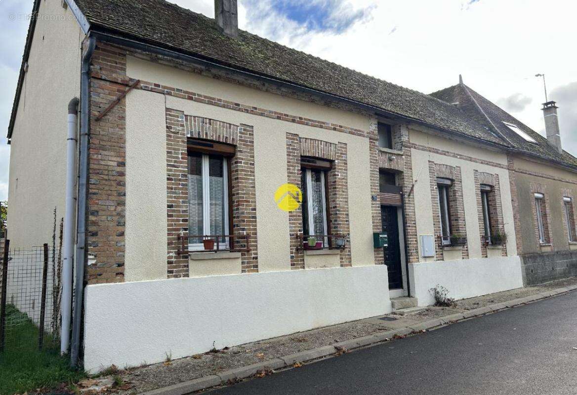 Maison à SAINT-VALERIEN