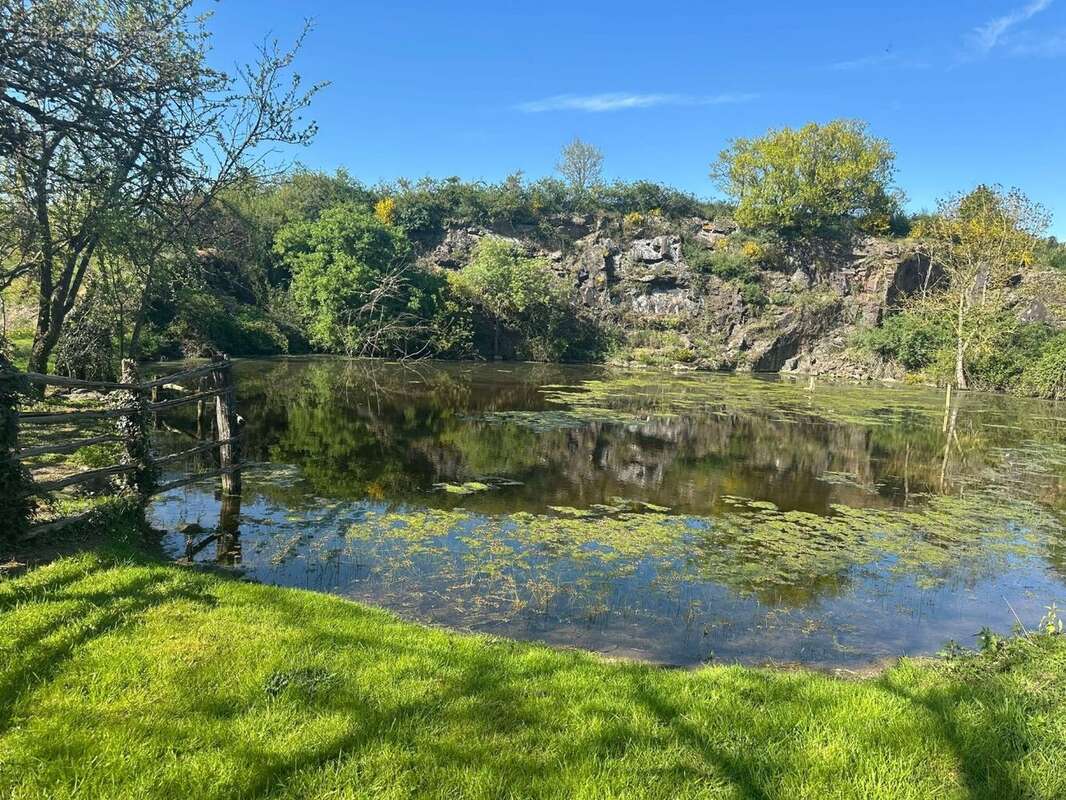 Maison à LA JUMELLIERE