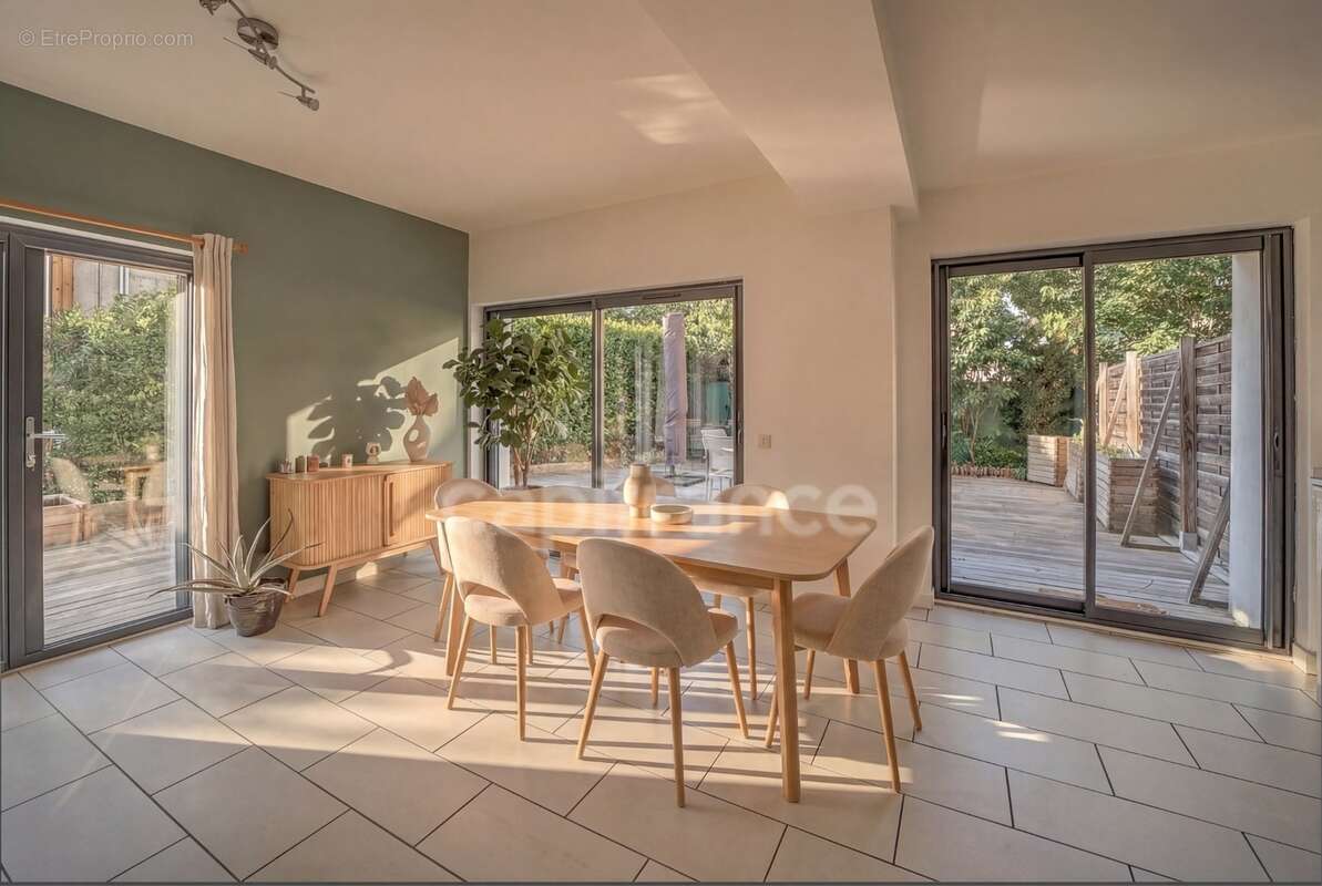 Dpt Ain (01), à vendre PREVESSIN MOENS appartement T4 de 153,89 m² - photo 29