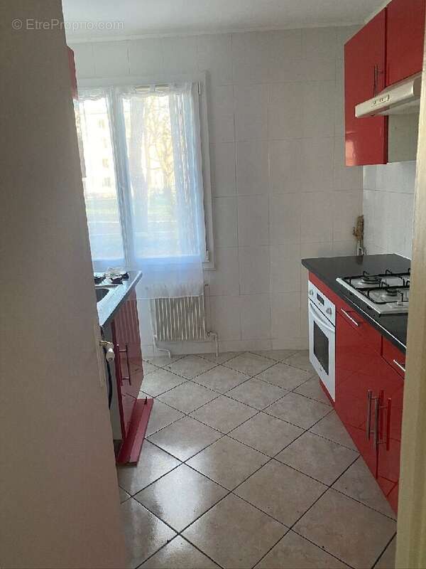 Appartement à CLICHY-SOUS-BOIS