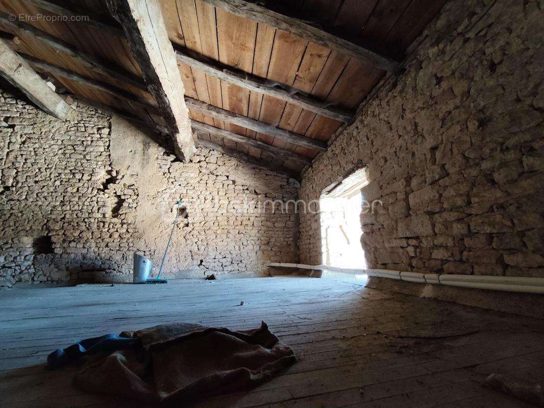 Maison charentaise avec gite et dépendances - photo 24