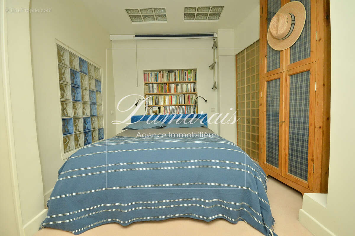 Appartement à PARIS-4E