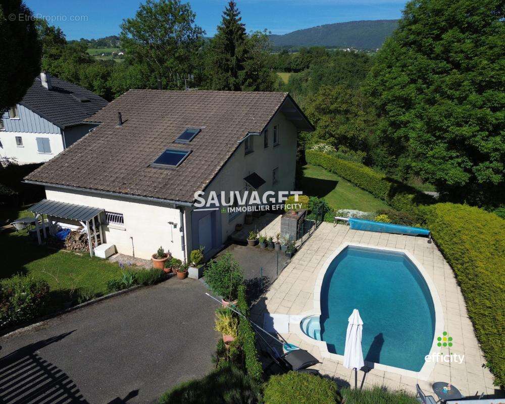 Maison à REIGNIER