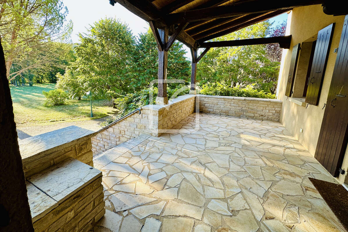 Maison à GOURDON