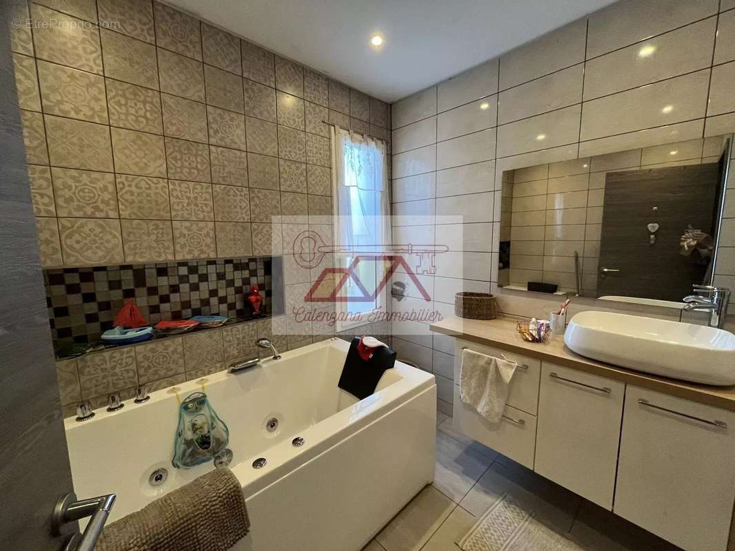 Appartement à CALENZANA