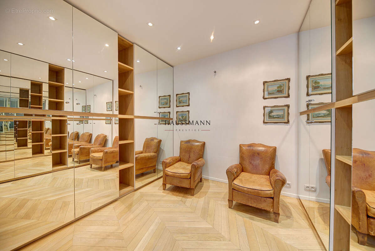 Appartement à PARIS-6E