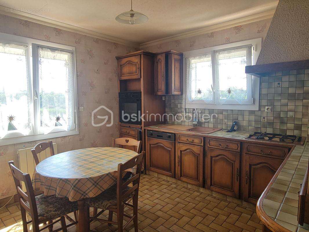 2 Maisons avec fort potentiel sur plus de 1 hectare - photo 8