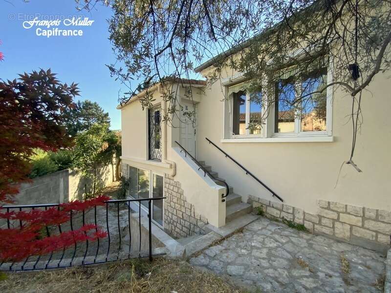 Maison à MANOSQUE