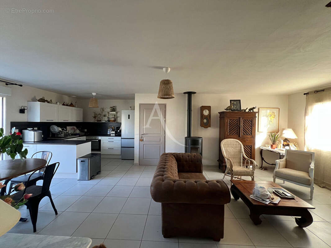 Maison à LONGEVILLE-SUR-MER