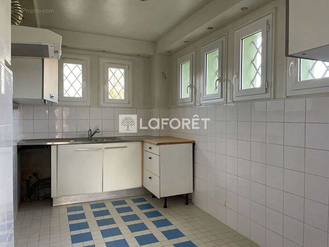 Maison à LONS-LE-SAUNIER