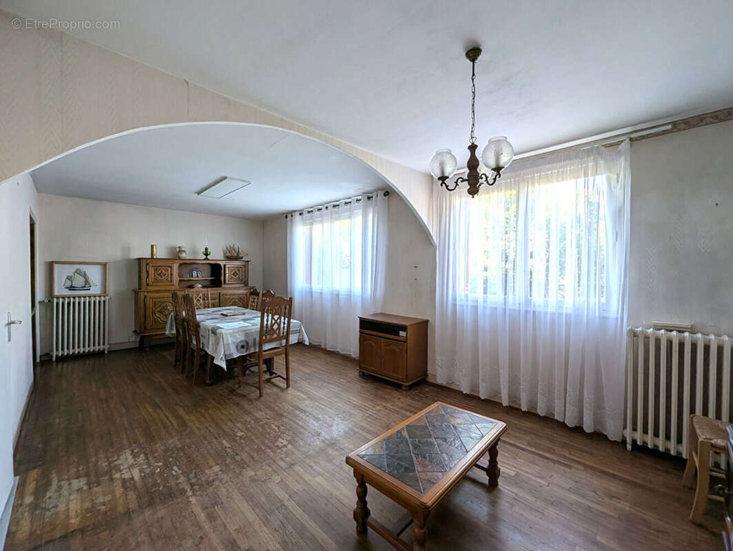 Maison 75 m2 2 chambres à vendre à Miniac-Morvan ? proche commerces et axes - photo 2