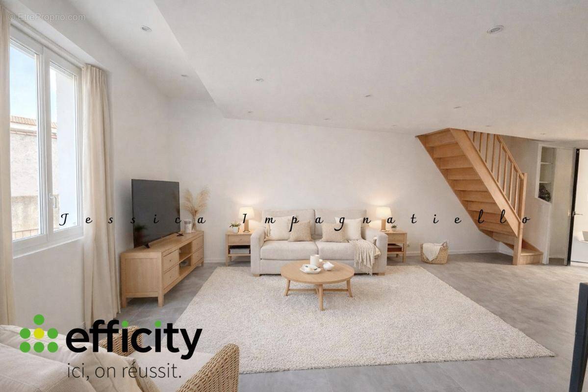 Appartement à ROQUEFORT-LA-BEDOULE