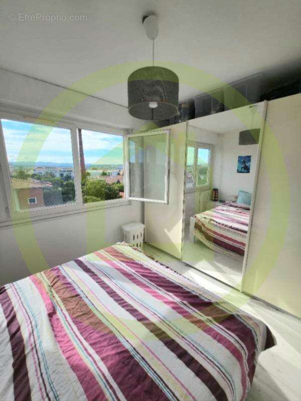 Appartement à SAINT-FONS