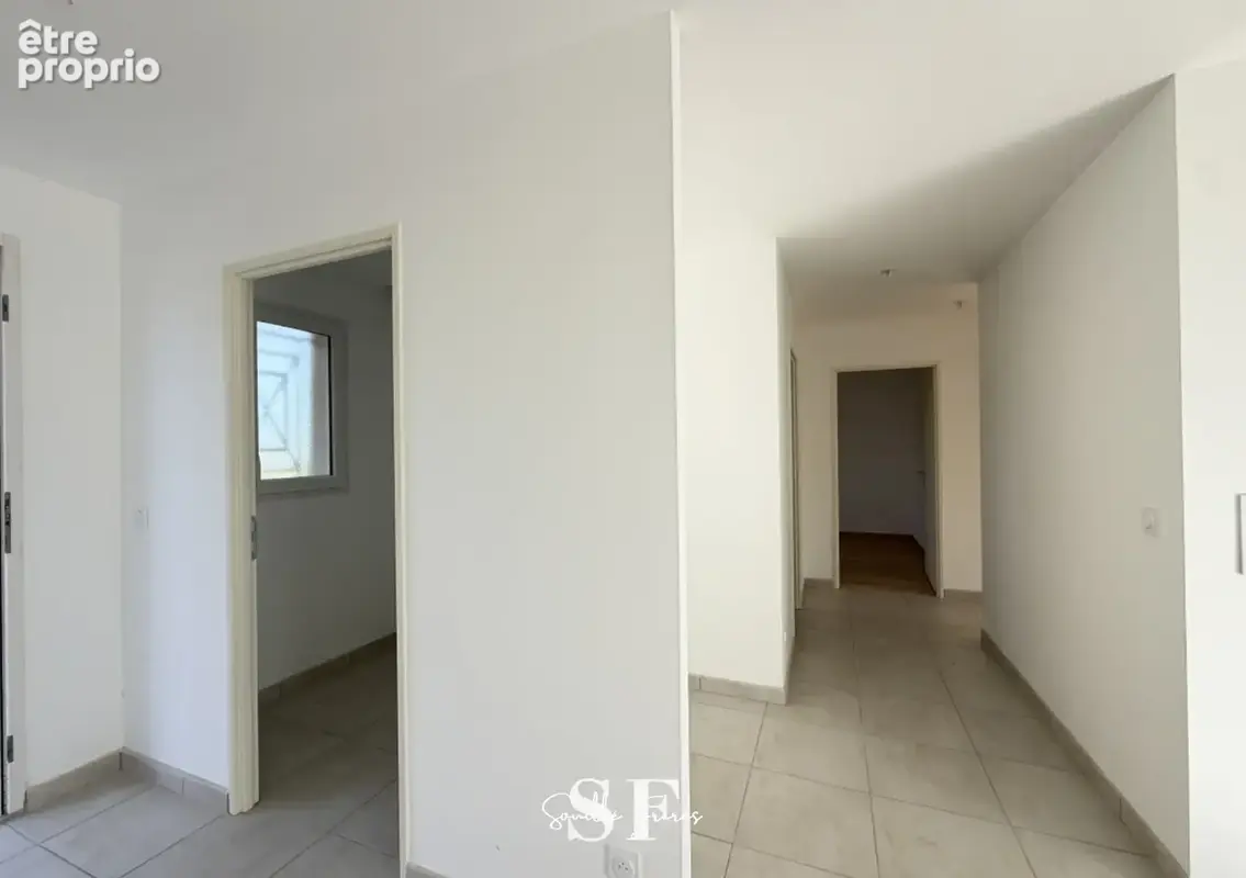 Moirax - villa neuve de plain-pied avec terrain autour - photo 5