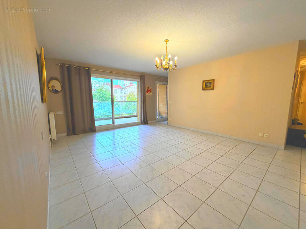 Appartement à VALENCE