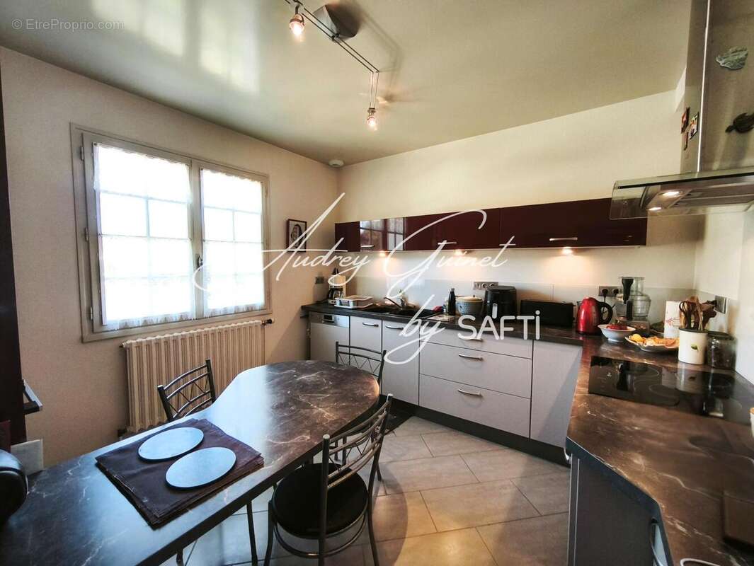 Photo 2 - Maison à MONTAMISE