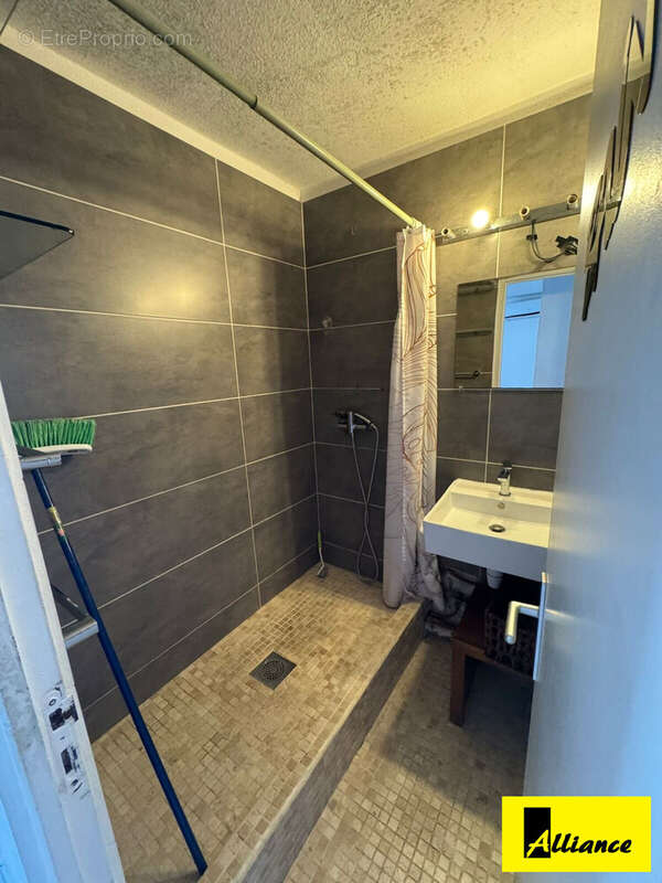 Appartement 35 m² à Saint-Martin  - photo 8