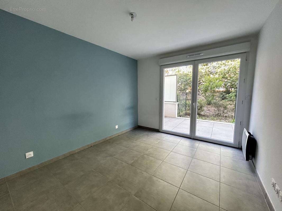 Appartement à MARSEILLE-9E