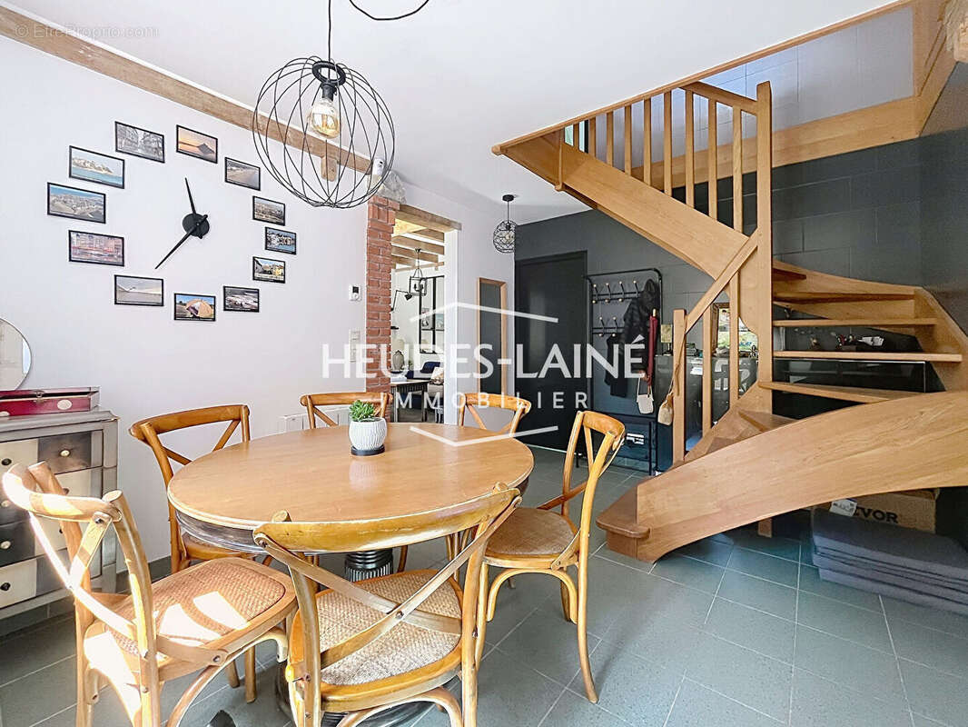 Maison de charme avec jardin arboré - COURTILS - photo 5