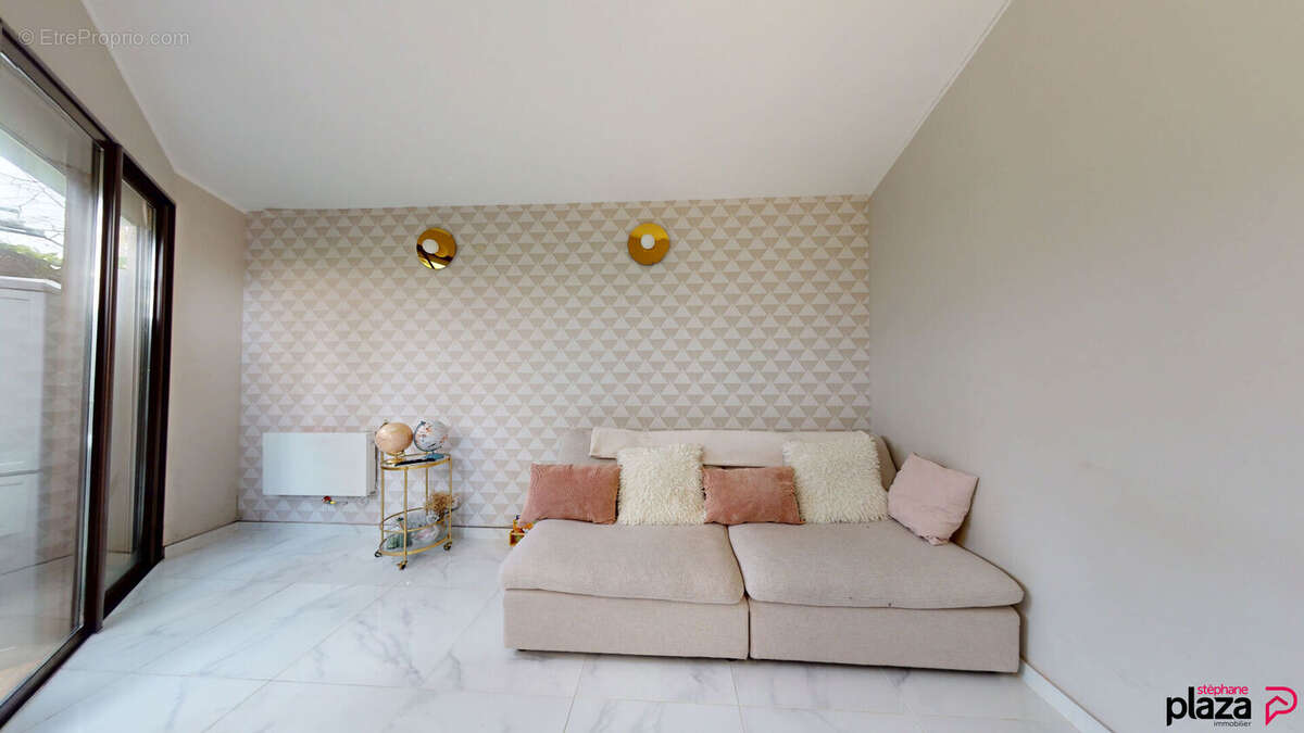 Appartement à REIGNIER