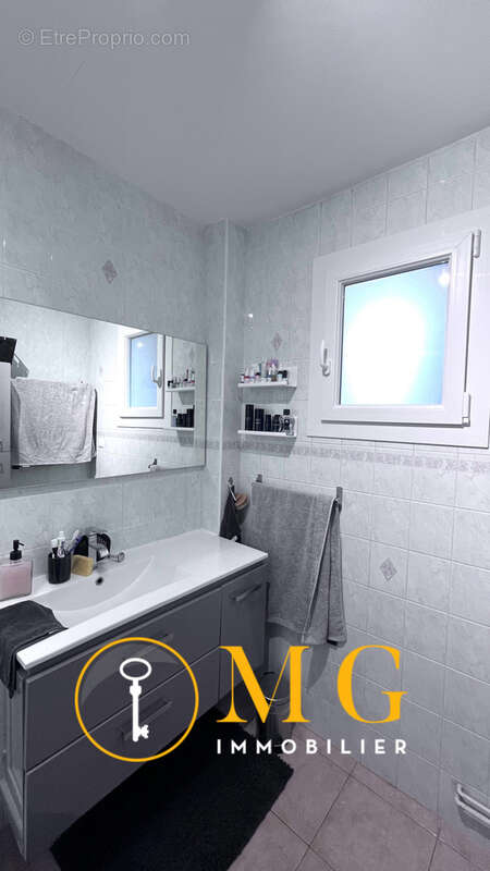 Appartement à CHATEAU-ARNOUX-SAINT-AUBAN