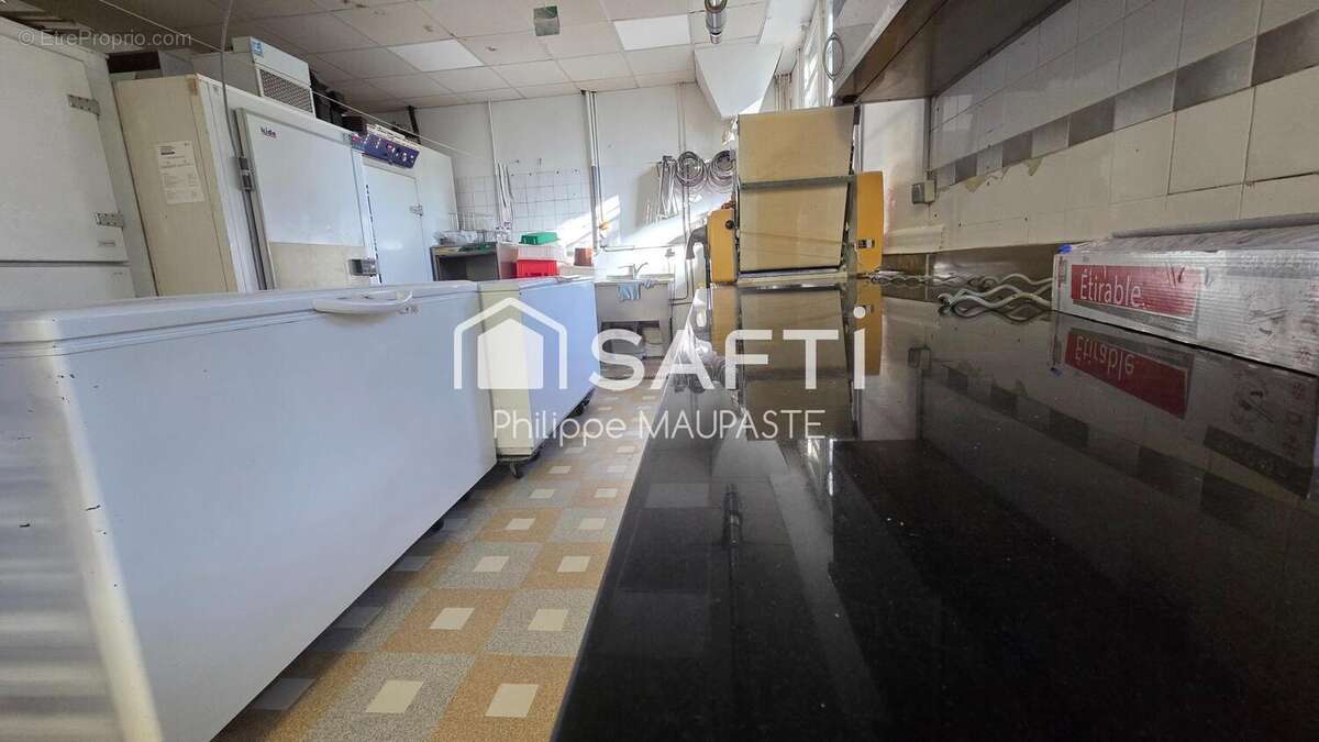 Photo 8 - Commerce à NEVERS