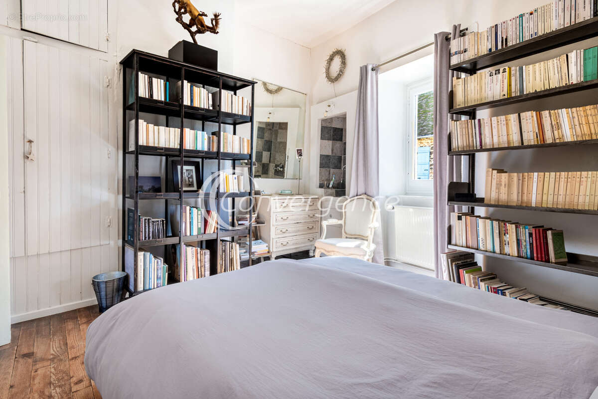 Maison à SAINT-GERMAIN-LES-BELLES