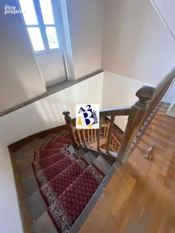 Maison de 300 m2 à ANGOULEME en hôtel particulier remarquable - photo 6
