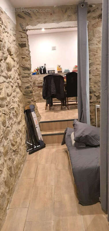 Immeuble de 7 Appartements rénovés avec élégance - photo 13