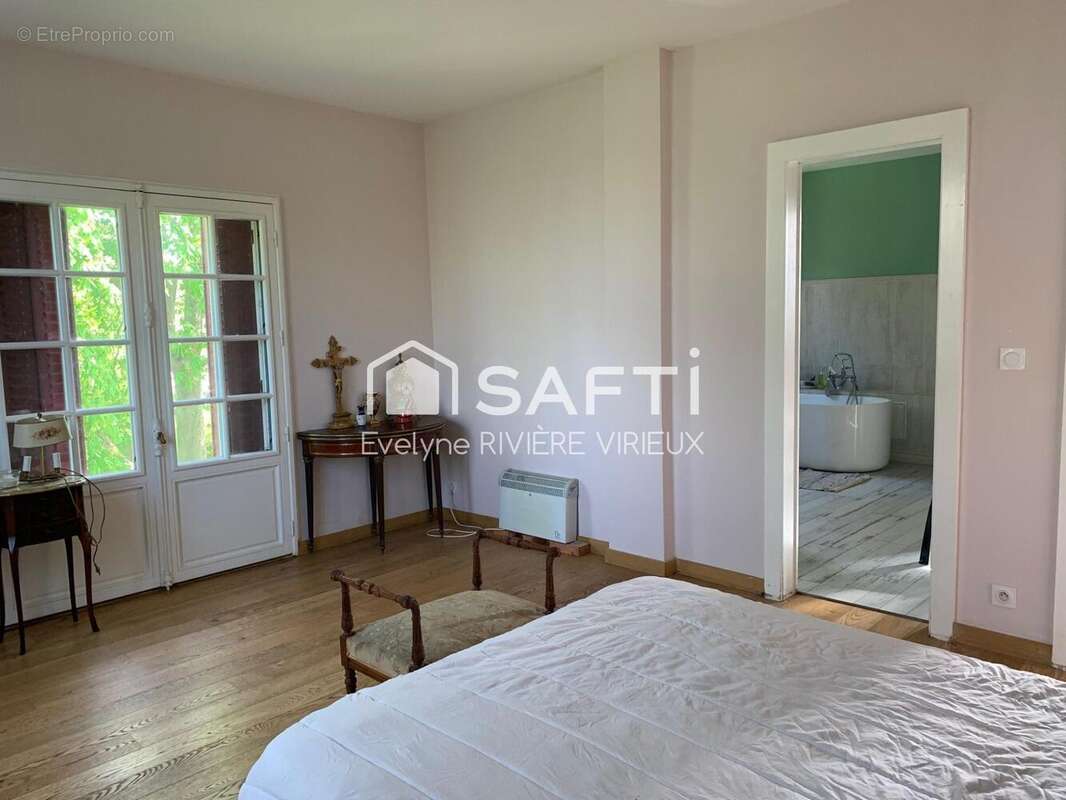 Photo 5 - Maison à CHEVILLE