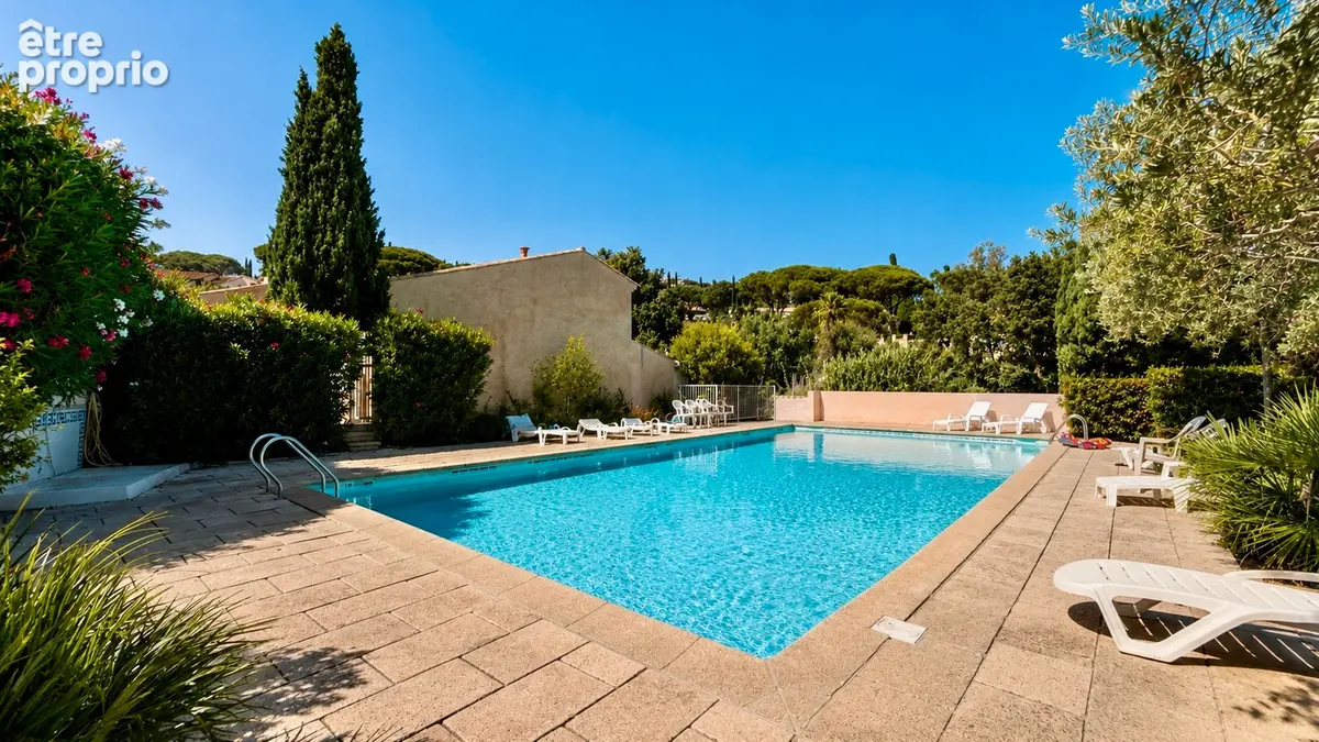 A vendre appartement 4 pieces de 75 m2, 3 chambres dans residence avec piscine - photo 2