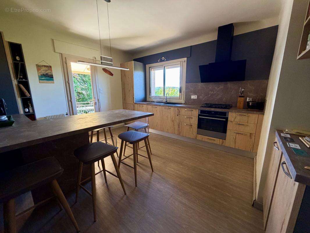 Maison au Bugue sur les hauteurs - photo 10