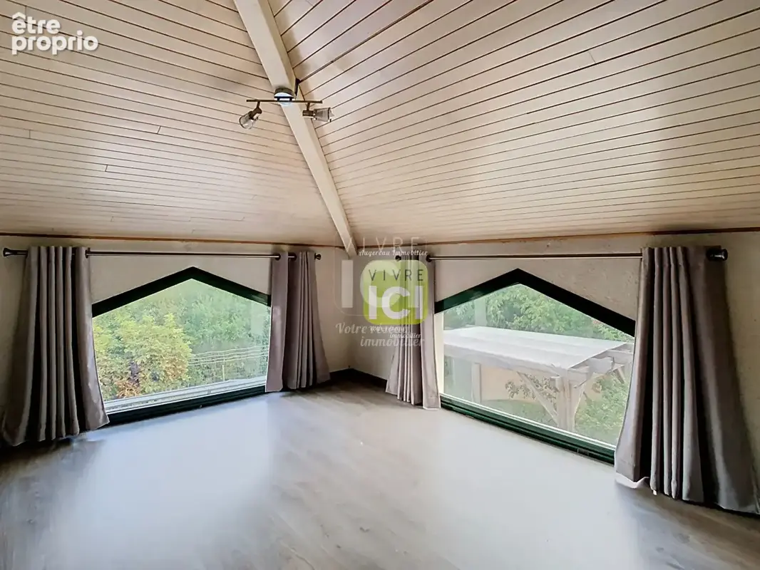 Belle maison de campagne avec plus de 4 000 m² de terrain clos, à 15 min de Cholet - photo 8