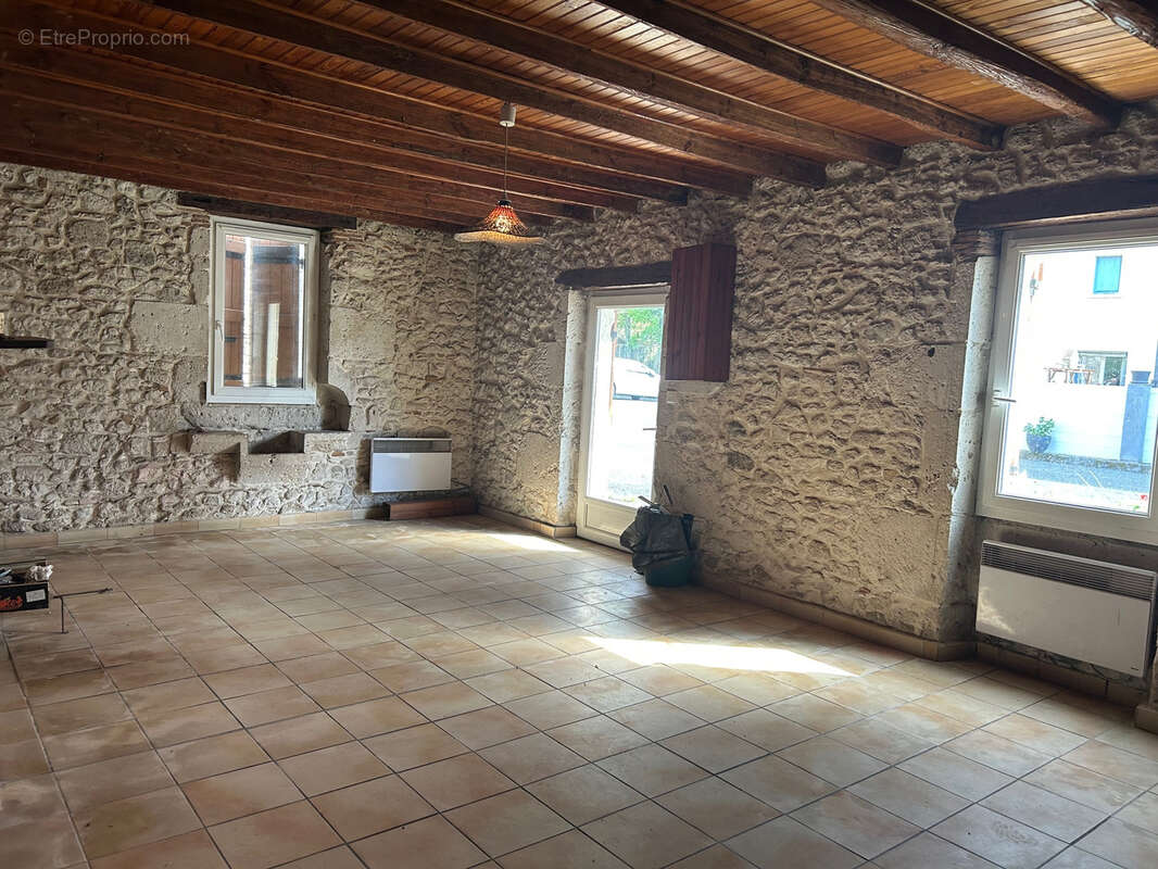 Maison à DURANCE