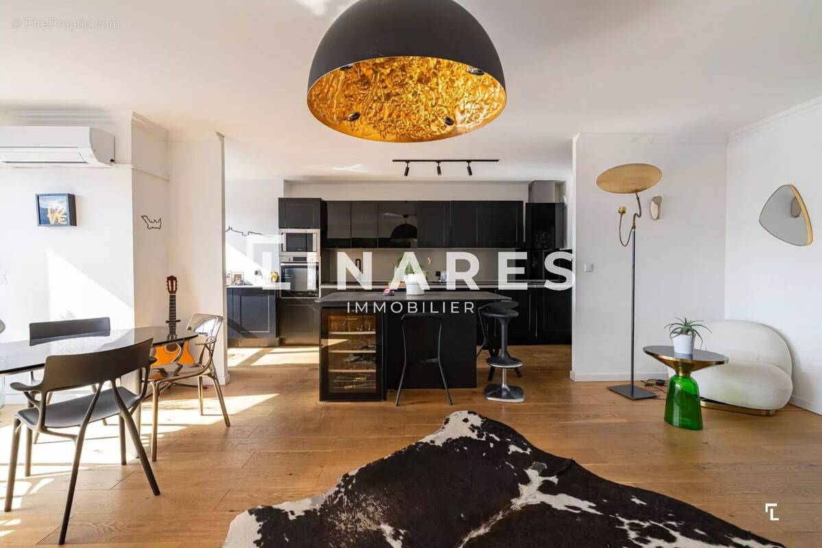 Appartement à MARSEILLE-8E