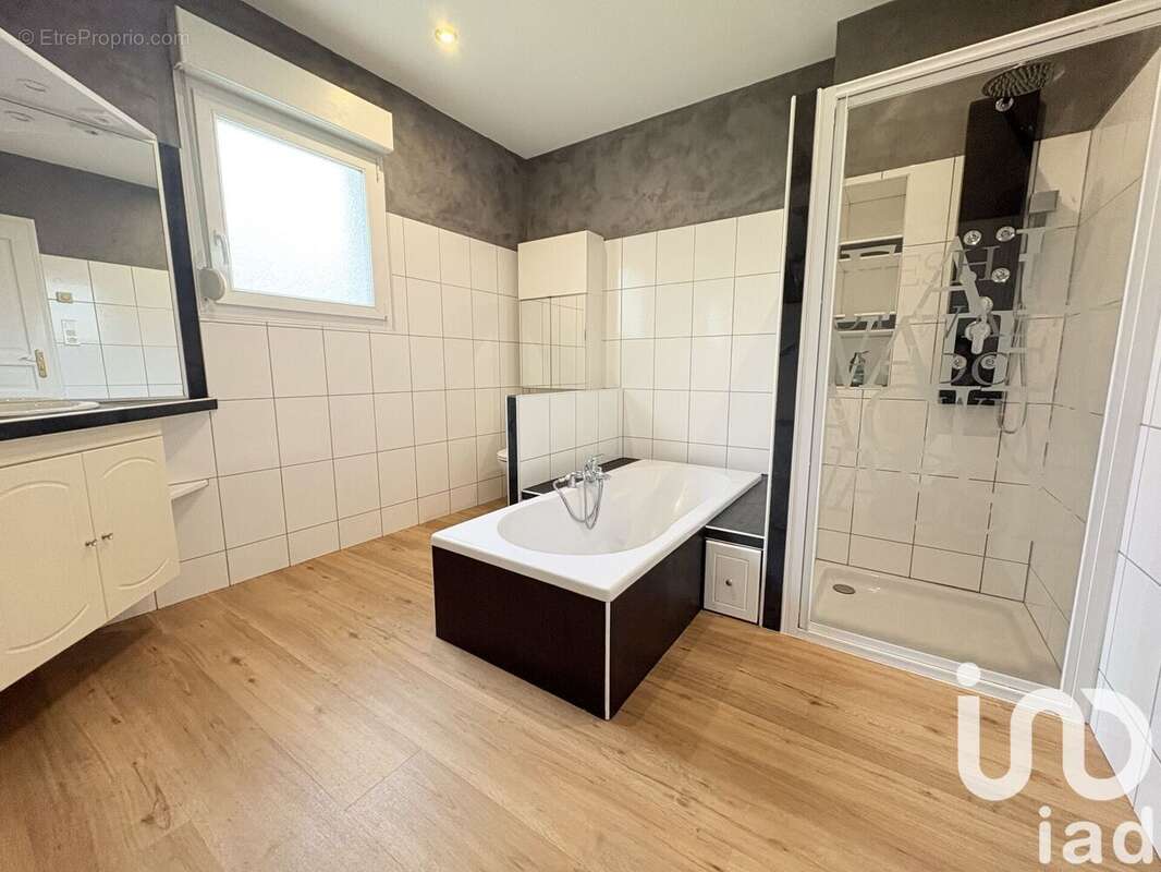 Photo 8 - Maison à SAINTE-MARIE-AUX-CHENES