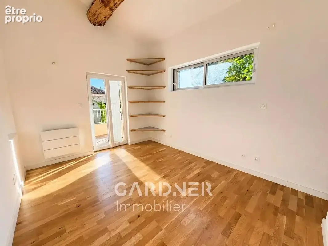 Appartement Type 3 Napollon avec terrasse - photo 4