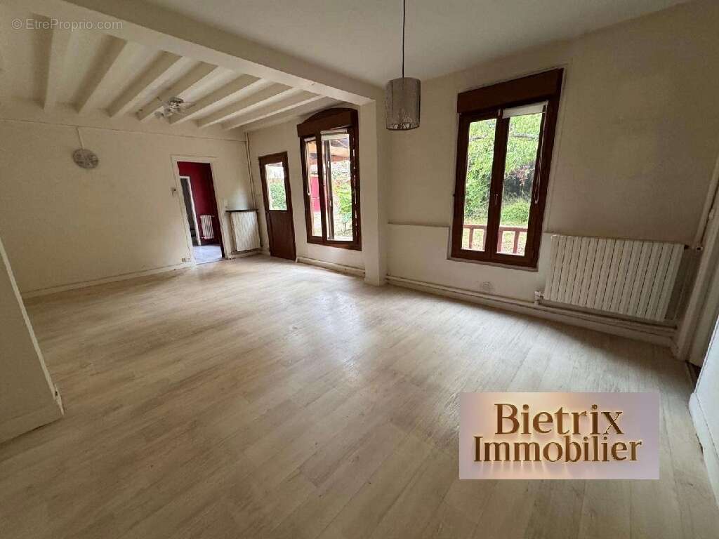 Maison à L&#039;ISLE-ADAM