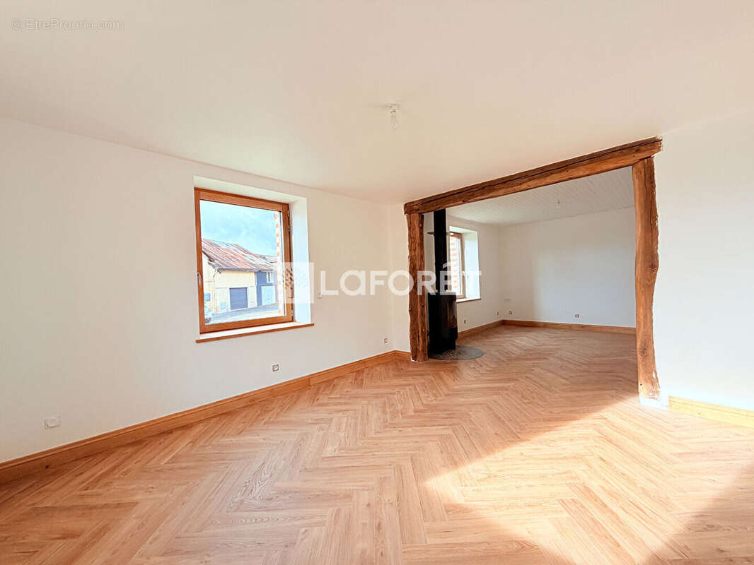 Maison à SAULCES-MONCLIN