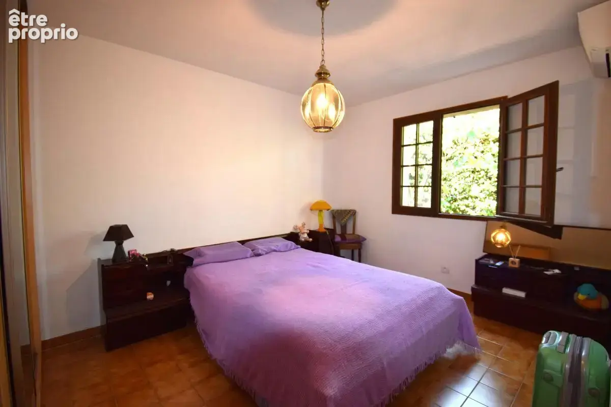 Pont du Gard: solide maison  138 m², 3ch - photo 11