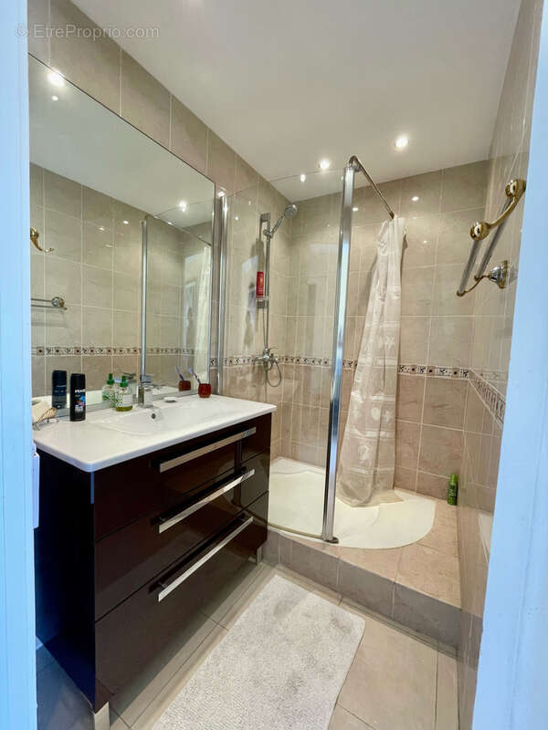 Appartement à LE CANNET