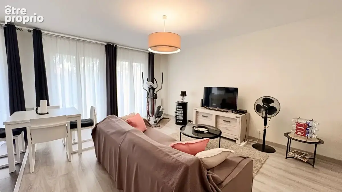 Appartement à LE PLESSIS-TREVISE