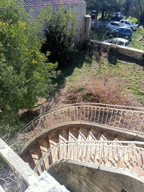 Maison à PERNES-LES-FONTAINES